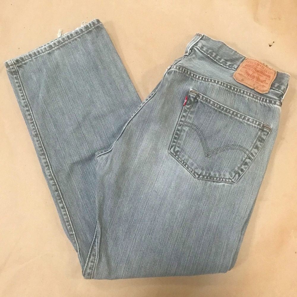 Levi's 501 Jeans, Gray. Made in Mexico